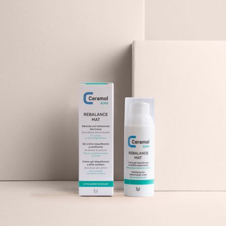 Farmacia Valseca Ceramol acné rebalance mate - frasco airless 50ml