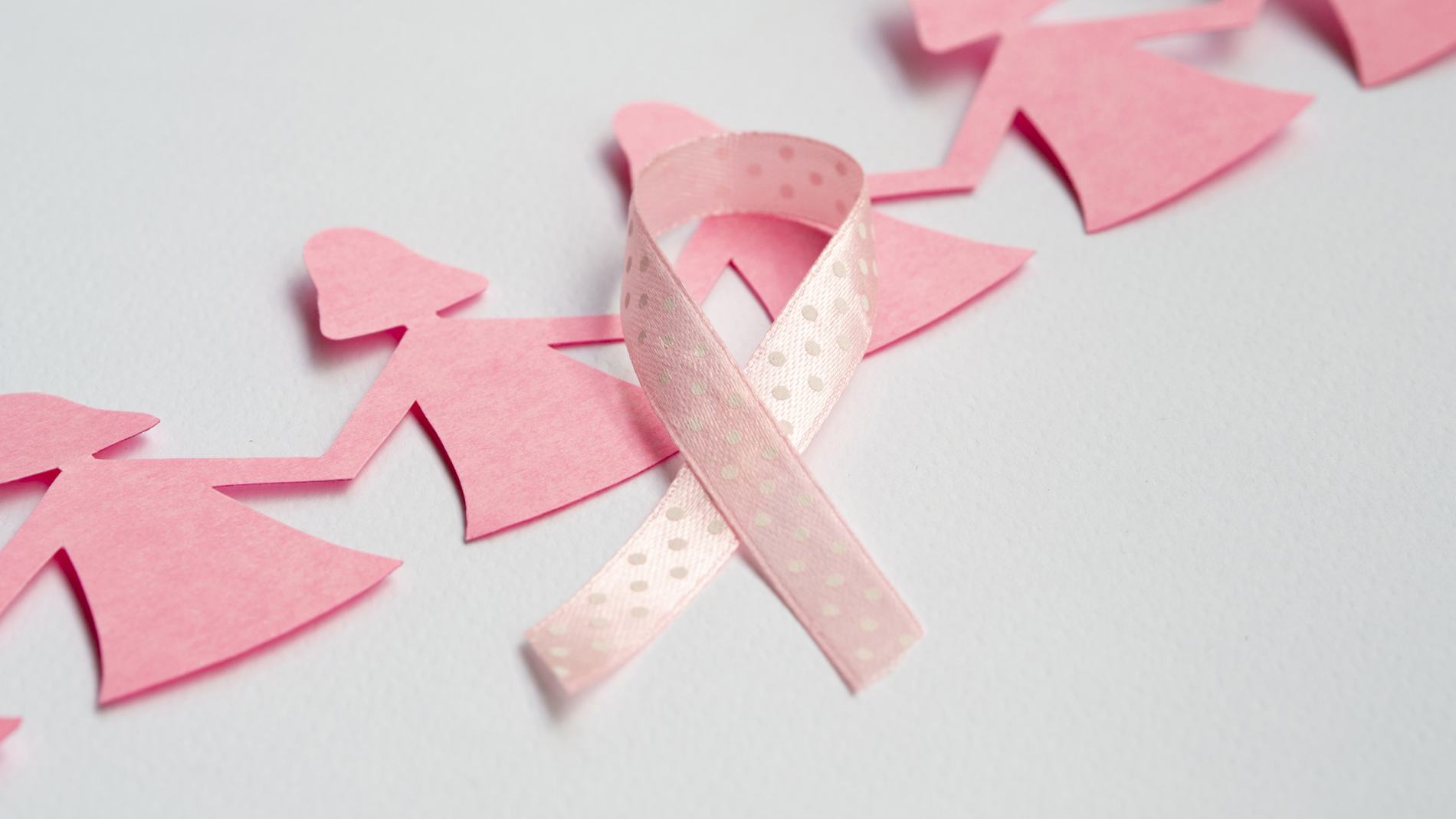 Octubre mes sensibilización cancer mama – cadena-de-papel-chicas-con-cinta Octubre mes sensibilización cáncer de mama - cadena-de-papel-chicas-con-cinta