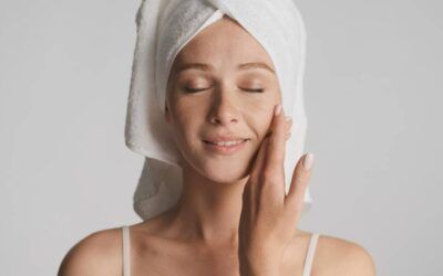 Blog 3 Vitamina E en la cara: beneficios, usos y cómo aplicarla – Farmacia Valseca, especialistas en dermocosmética