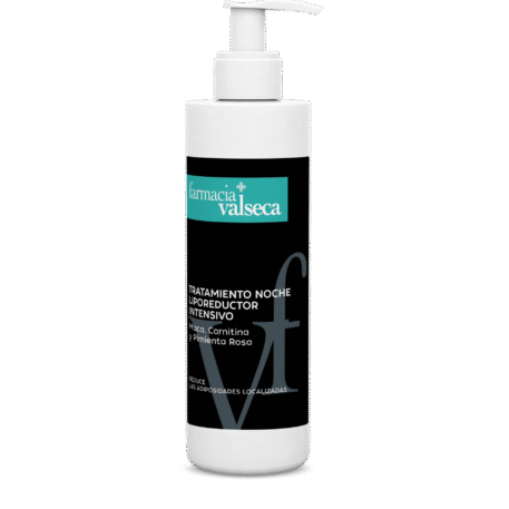 El Tratamiento Noche Liporeductor Intensivo de Farmacia Valseca es un producto diseñado para ayudar a reducir la apariencia de la celulitis y mejorar la firmeza de la piel mientras duermes. Su fórmula avanzada combina ingredientes activos que favorecen la eliminación de grasas y toxinas