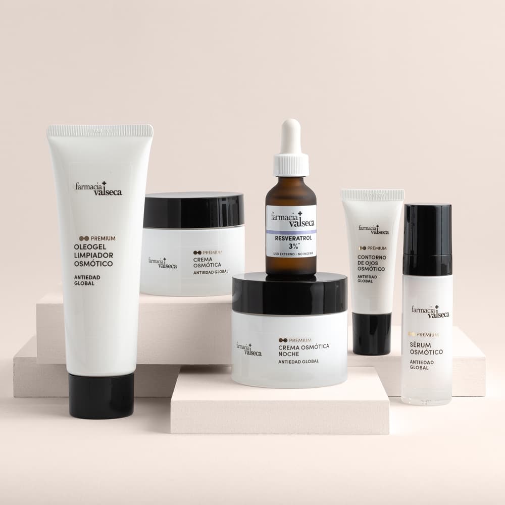 Rutina antienvejecimiento global premium piel seca 1 La gama Premium Osmótica actúa a nivel celular, revitaliza las células cutáneas más profundas y restablece las condiciones fisiológicas óptimas típicas de la piel joven, contrarrestando todos los signos del envejecimiento cutáneo.